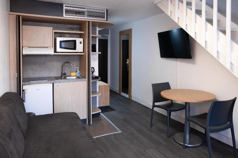 Duplex Apartment image 3