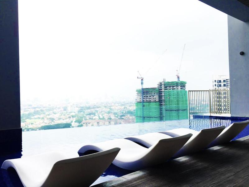 Azure ParadigmPJ LeMeridienHotel - image 11