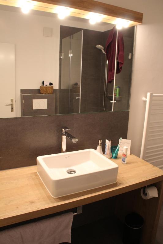 Single Room image 2