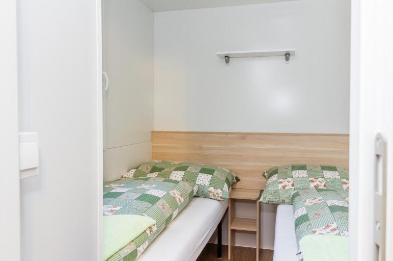 Mobile Home image 3