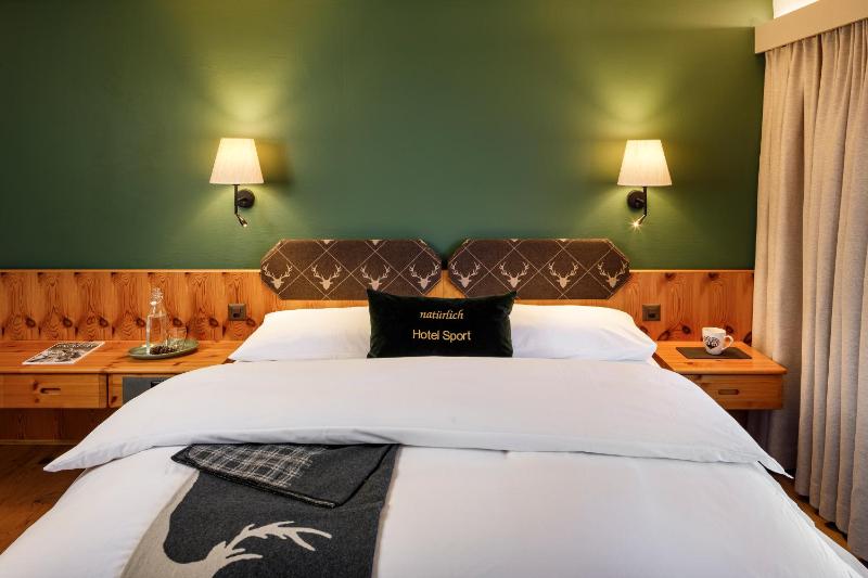 Superior Triple Room image 2