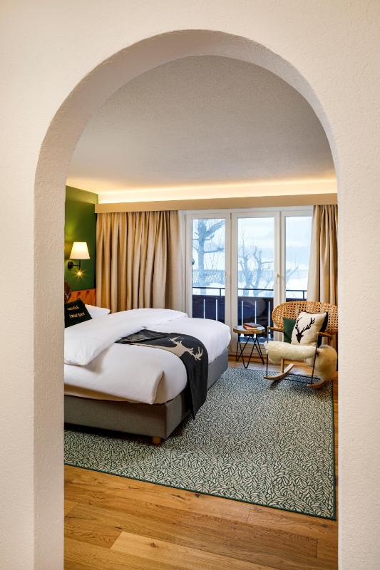 Superior Triple Room image 3