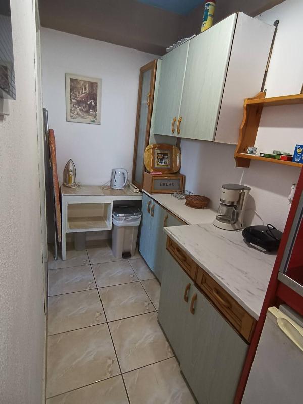 Blue Dolphins 2 bedroomed house with court yard - image 15
