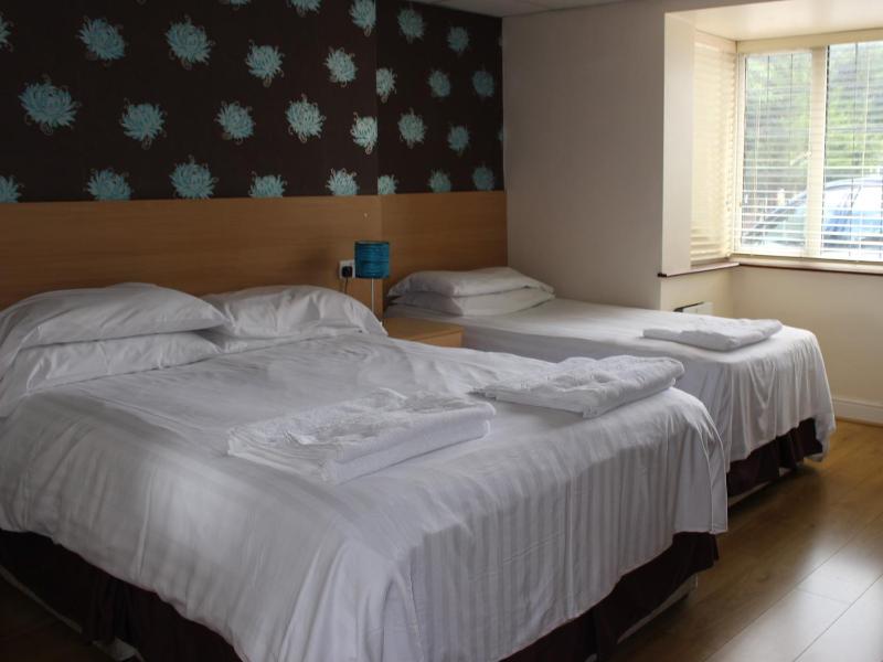 Triple Room image 1