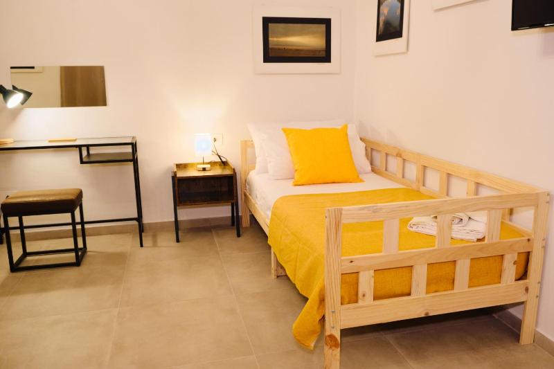 Basso 61 Urban Oasis with Private Mini Pool & Courtyard - Families & Groups - image 22