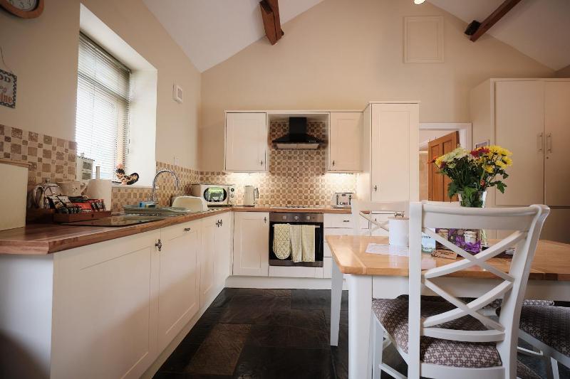 Swallows Nest Cottage - image 5