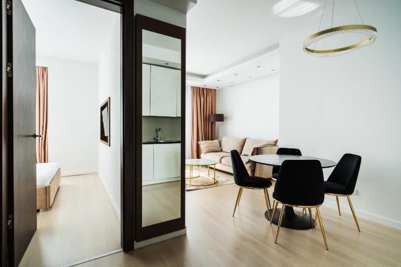 Superior Apartment image 3