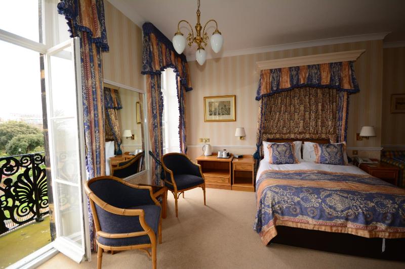 Executive Double Room image 3