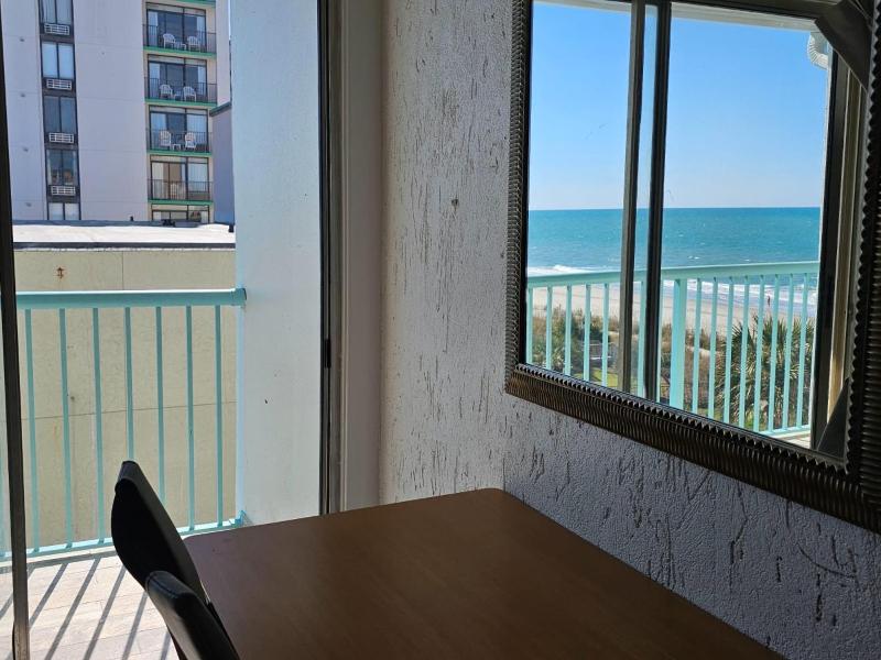 King Room with Sea View image 2