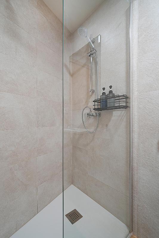 Precioso apartamento en el centro de Sanxenxo - image 3