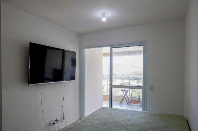 Apto com lazer completo a 500m da Praia da Enseada - image 26