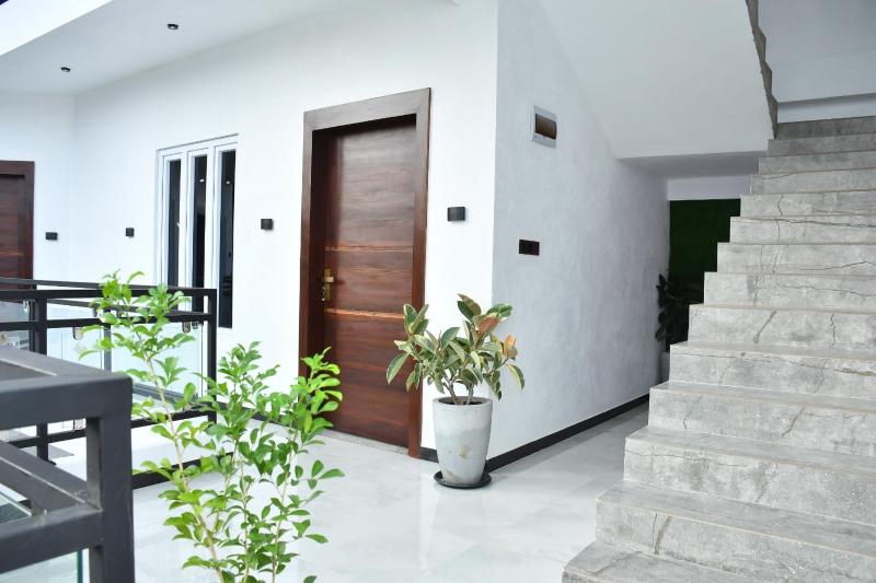 Lailaguest - image 30
