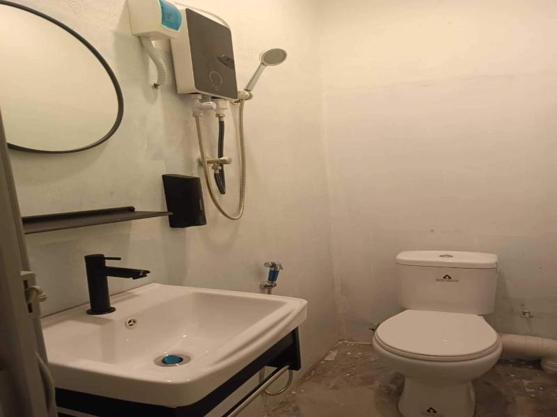 Hotel O J Stay Guesthouse - image 16