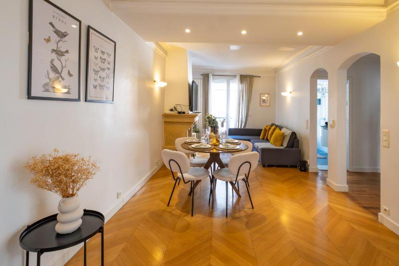 Spacious Apartment for 6 People - image 9