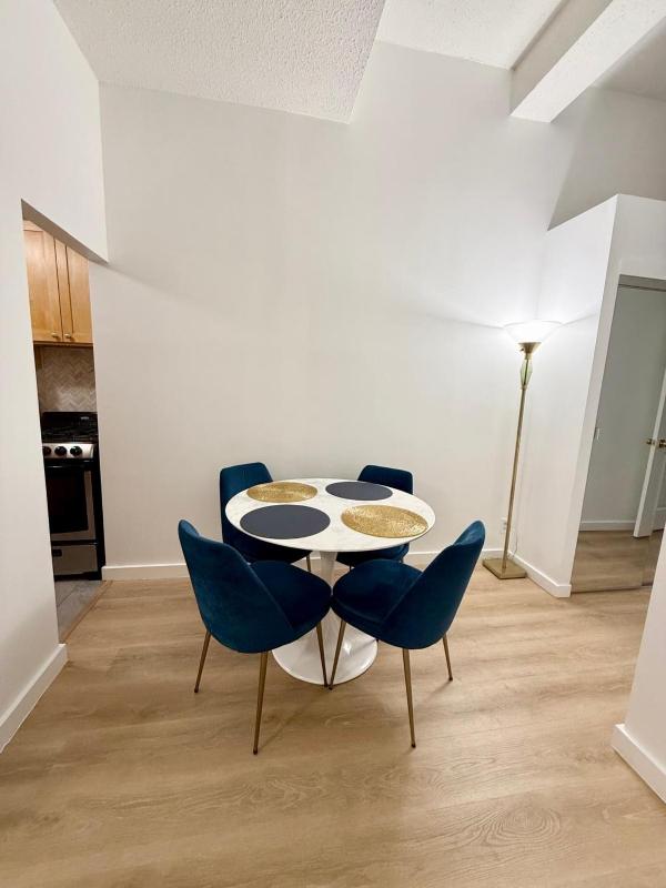 GREAT APT 2 BED ROOM GREAT LOCATION nye - image 7