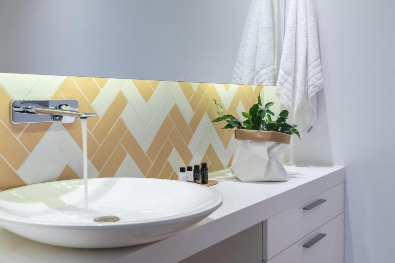 Executive Suite image 4