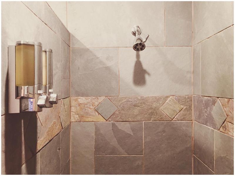 Superior Triple Room image 3