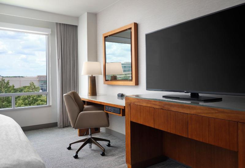 Traditional King Room, Guest room, 1 King image 2