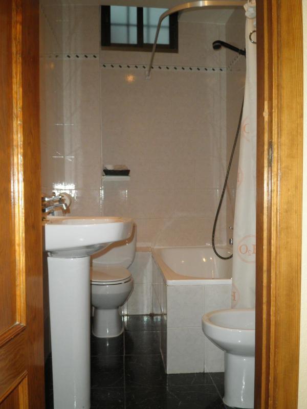 Triple Room image 2