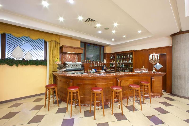 Ulisse Deluxe Hostel - image 14