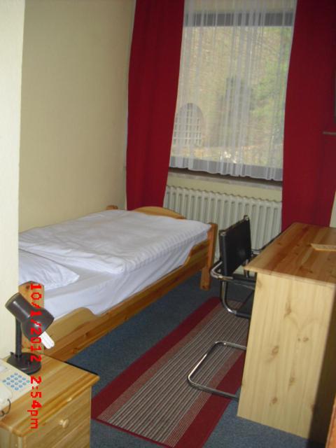 Single Room image 1