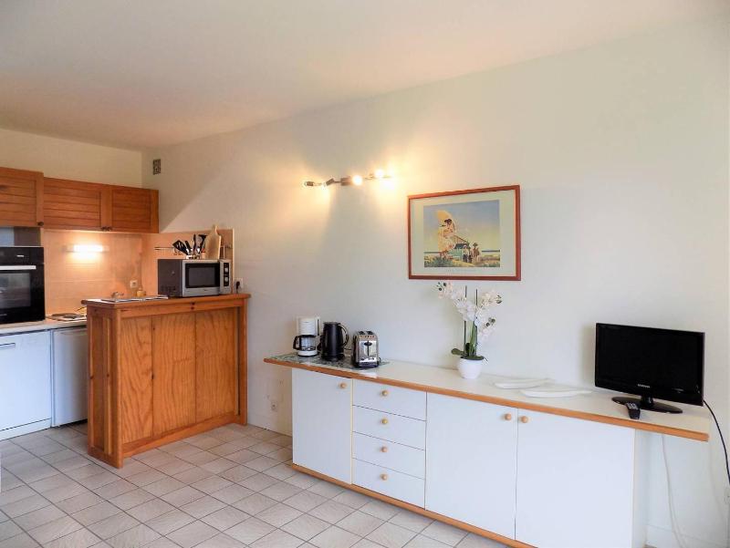 Royan - Plage du Chay - APPARTEMENT en REZ-DE-JARDIN avec APERCU MER - image 11