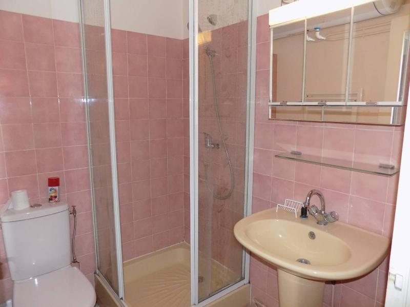 Royan - Plage du Chay - APPARTEMENT en REZ-DE-JARDIN avec APERCU MER - image 2