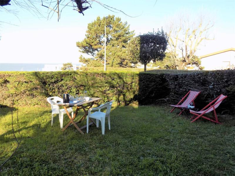 Royan - Plage du Chay - APPARTEMENT en REZ-DE-JARDIN avec APERCU MER - image 6