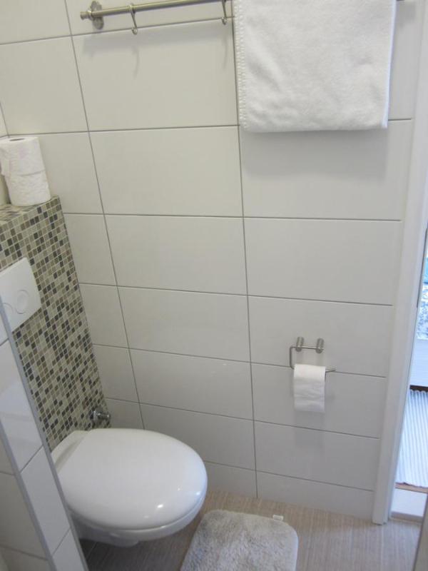 Double Room image 4