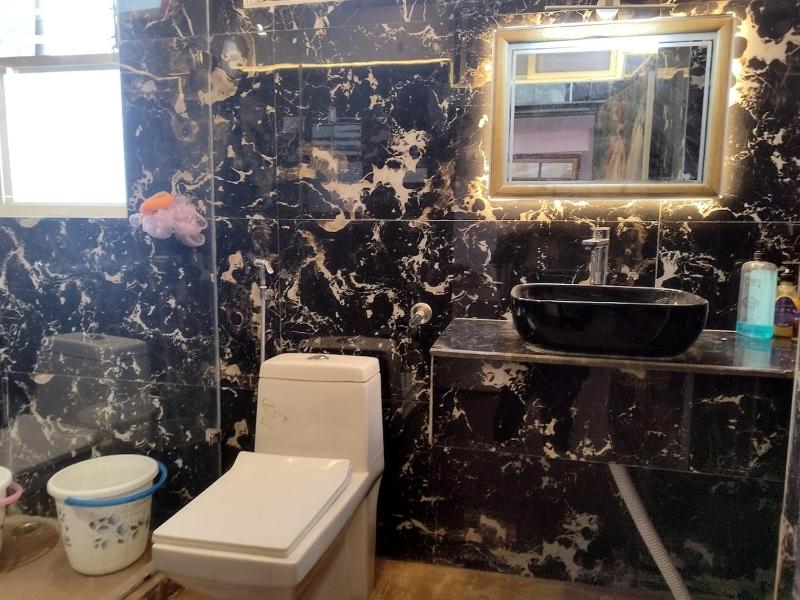 Mig's Suite - image 8