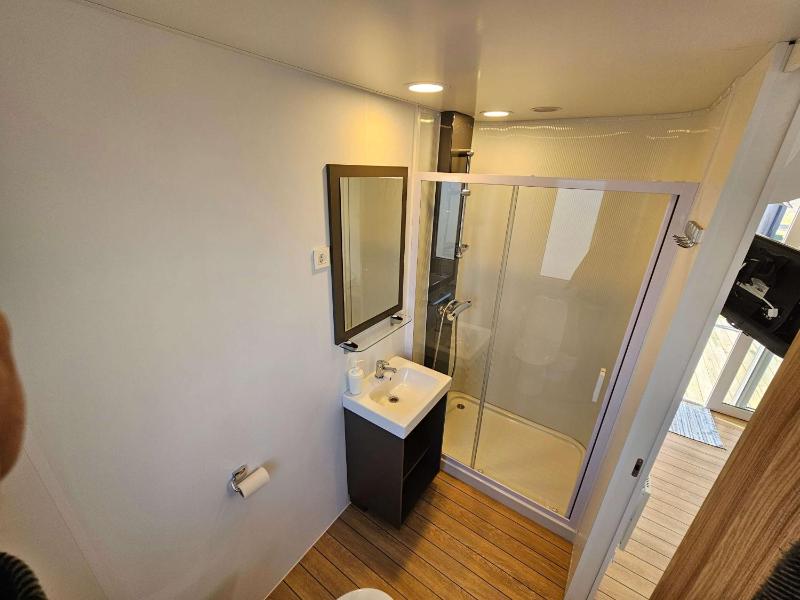 Standard Bungalow image 3