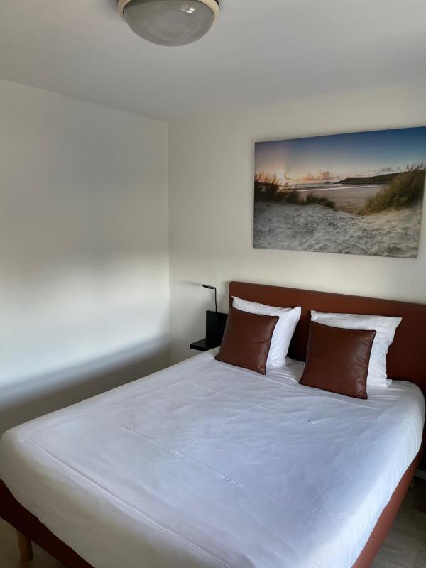 Double Room image 1