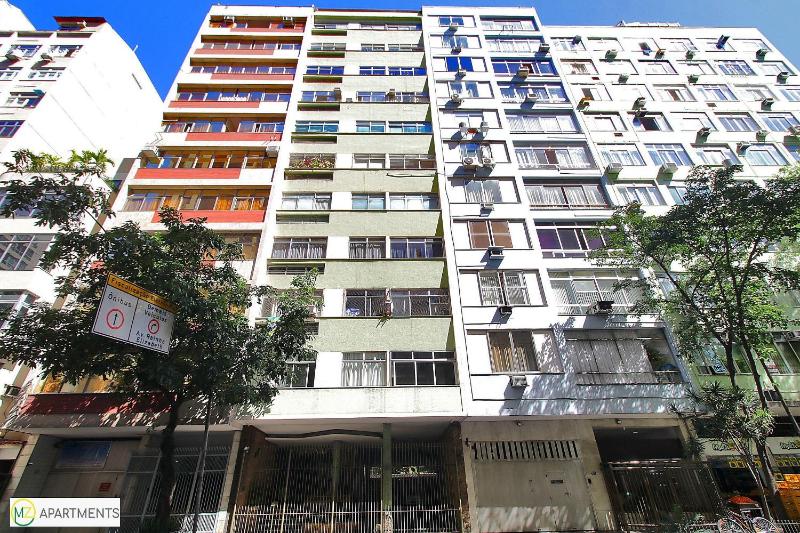 NIce 3 bedrooms apartment w/ 2 suites for 8 people - image 6