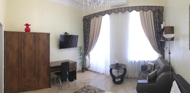 Kiev Centre Apartments - image 8