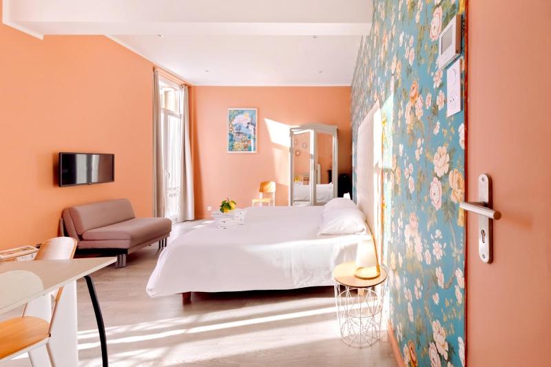 Quadruple Room image 2