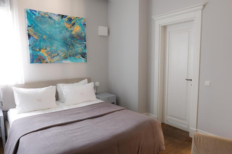 Standard Double Room image 1