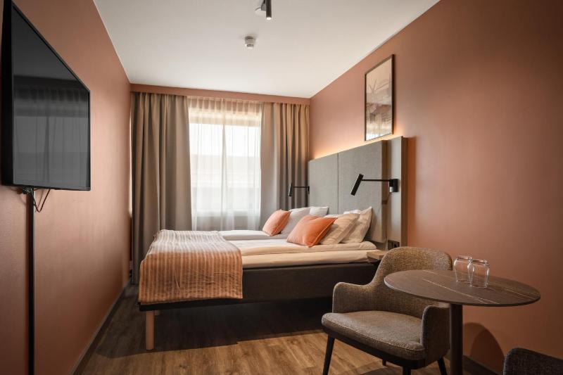 Double Room image 1