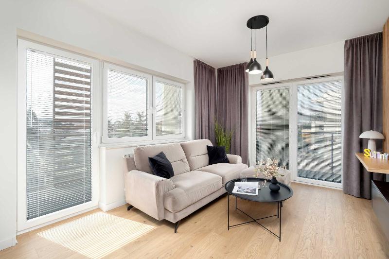 Spacious and Modern Apartment Paderewskiego with Air Conditioning by Noclegi Renters - image 1