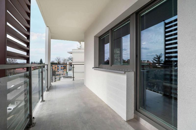 Spacious and Modern Apartment Paderewskiego with Air Conditioning by Noclegi Renters - image 5