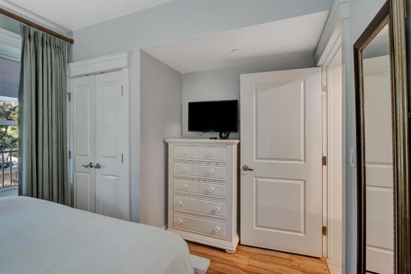 Two-Bedroom Apartment image 3