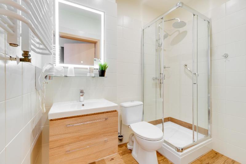 Standard Single Room image 3