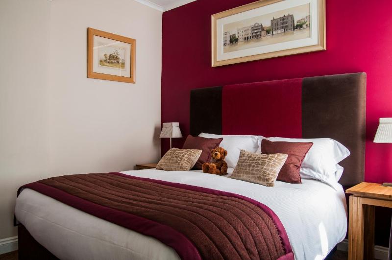 Clarence Court Hotel - image 5