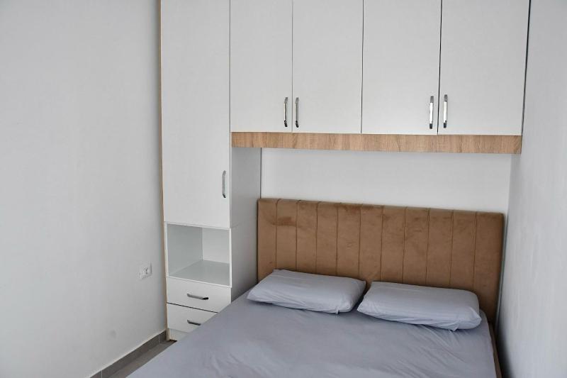 Cozy Apartment Near New Bazaar with free parking - image 8