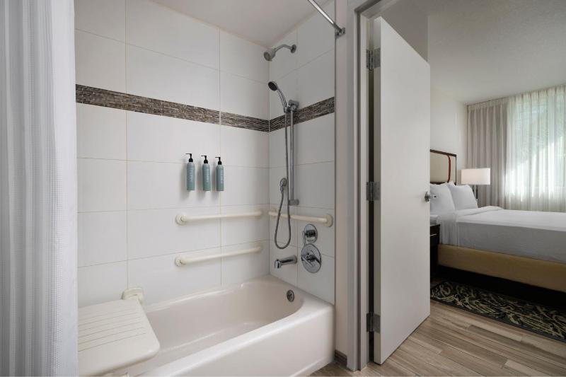 King Suite image 2
