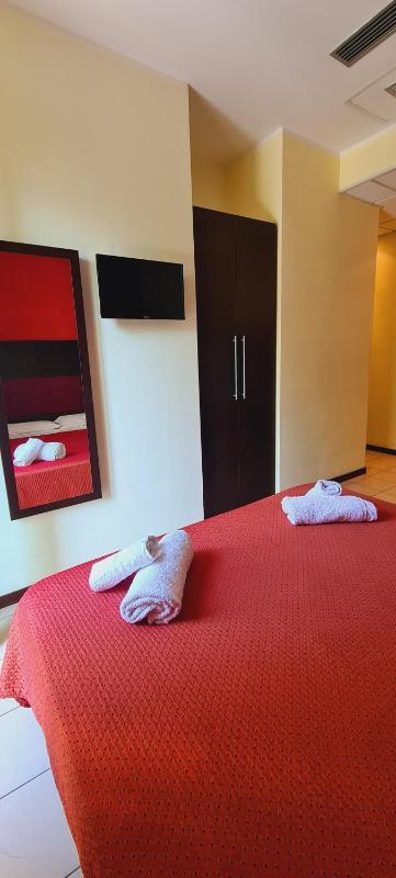 Hotel Alibi - image 47