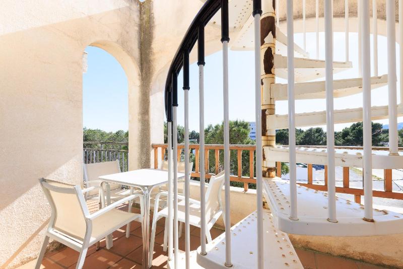 Rentalmar Residencial La Cala - image 4