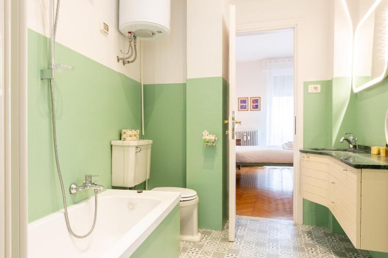 Pitti Deluxe Apartment - image 9