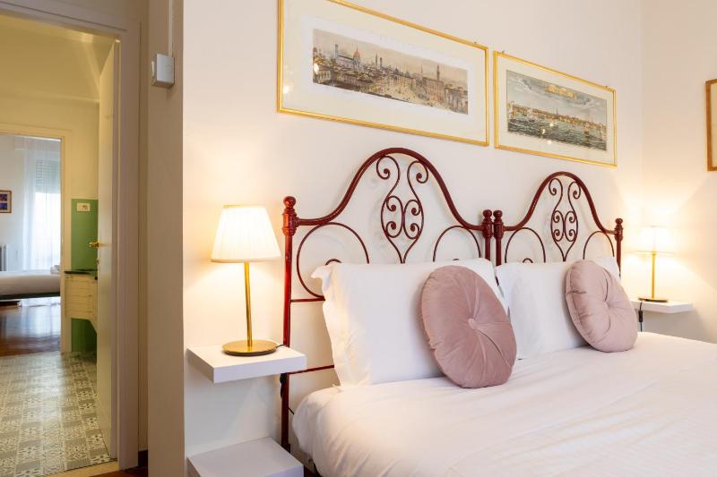 Pitti Deluxe Apartment - image 14