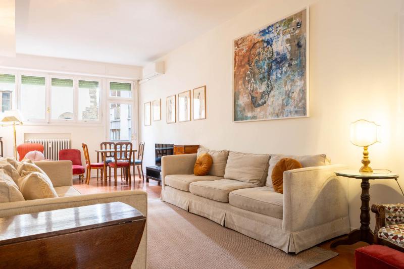 Pitti Deluxe Apartment - image 7