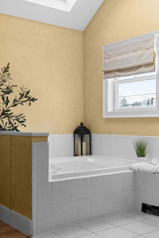 King Suite image 2